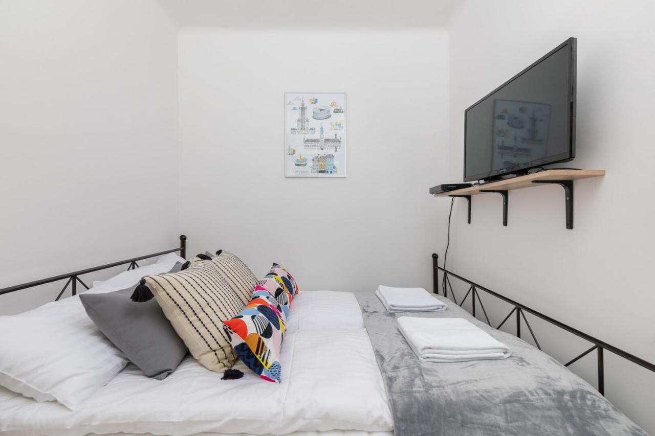 Rent Like Home - Bonifraterska 15 Varşova Dış mekan fotoğraf